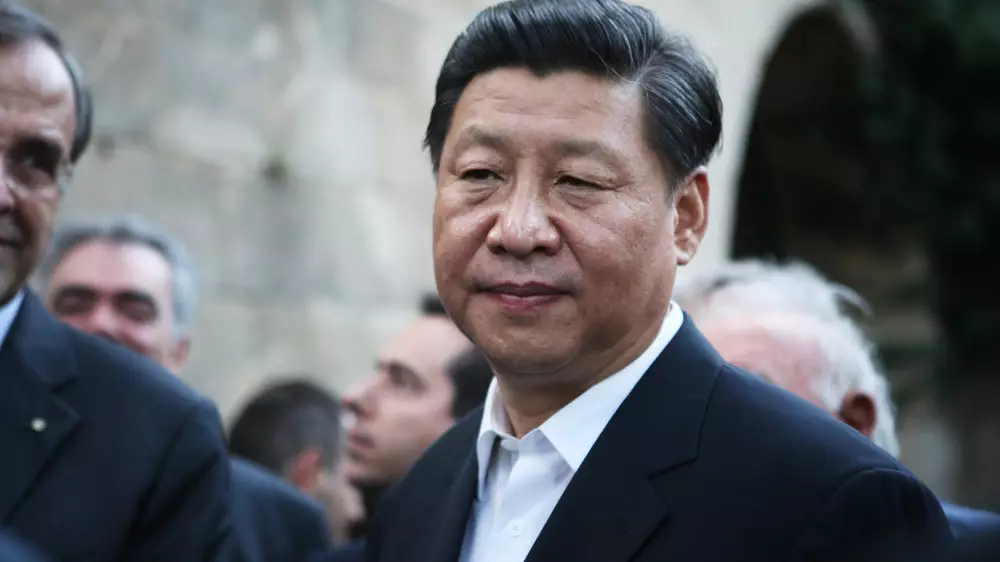 Си Цзиньпин: в Китае не хватает талантов, а ученые слишком перегружены