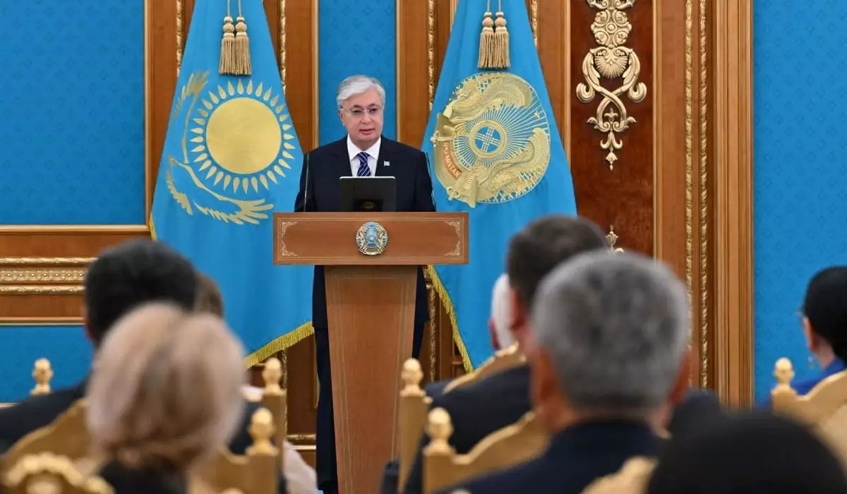 Борьба с коррупцией ведется на всех уровнях, заявил Токаев