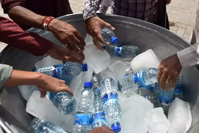 В Пакистане от жары умерло около 600 человек
