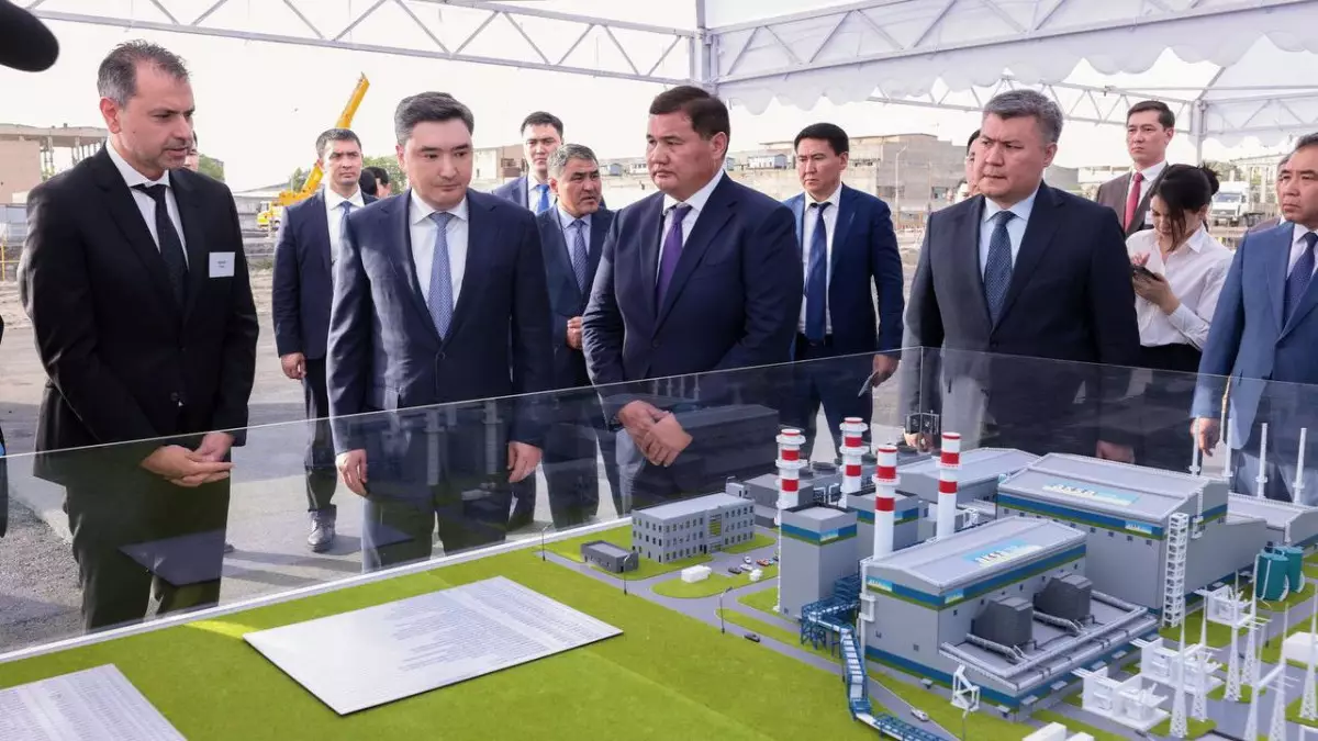 Премьер-министр проверил готовность энергетической инфраструктуры Кызылорды к отопительному сезону