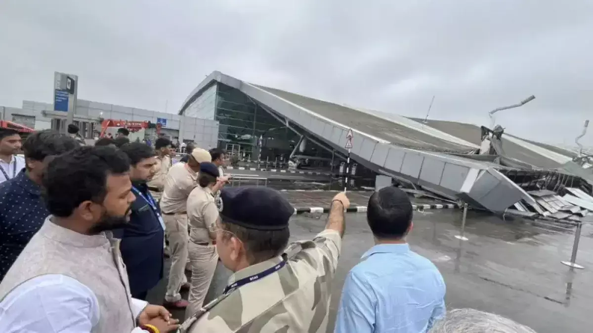 Смертельный инцидент в аэропорту Дели (ВИДЕО)