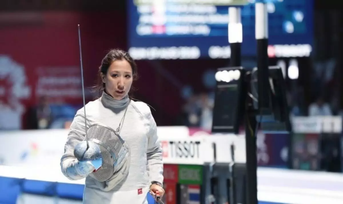 Женская сабельная команда Казахстана блеснула на чемпионате Азии