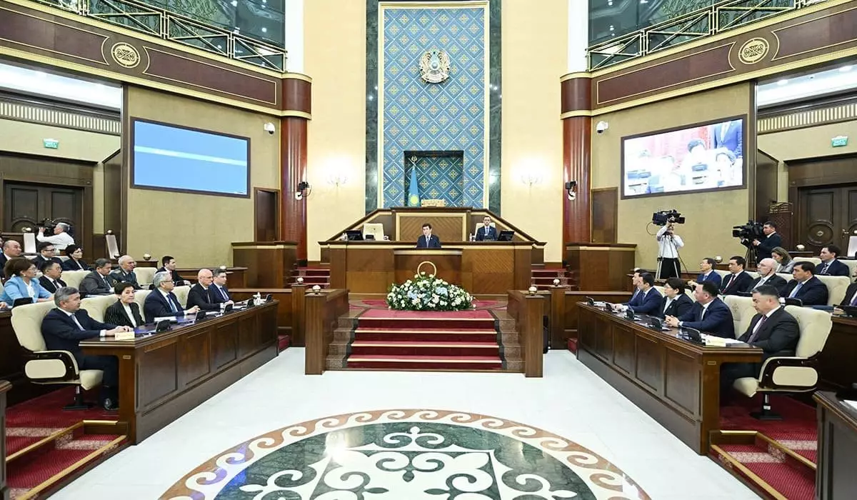 Парламент стал площадкой для выработки законодательных решений по имеющимся проблемам в стране – Кошанов