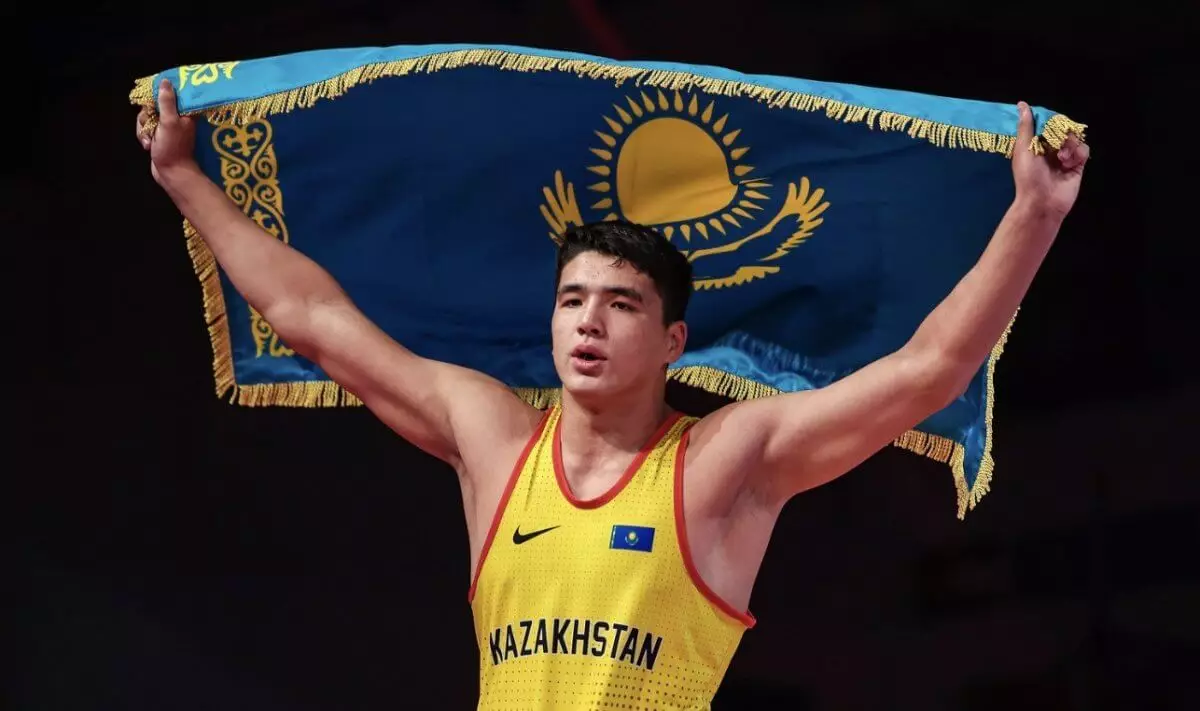 Третье место и восемь медалей: казахстанские борцы блеснули на азиатском турнире