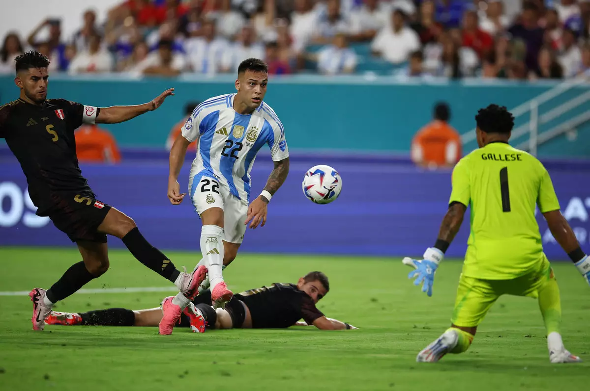 Аргентина без Месси обыграла Перу в матче Кубка Америки