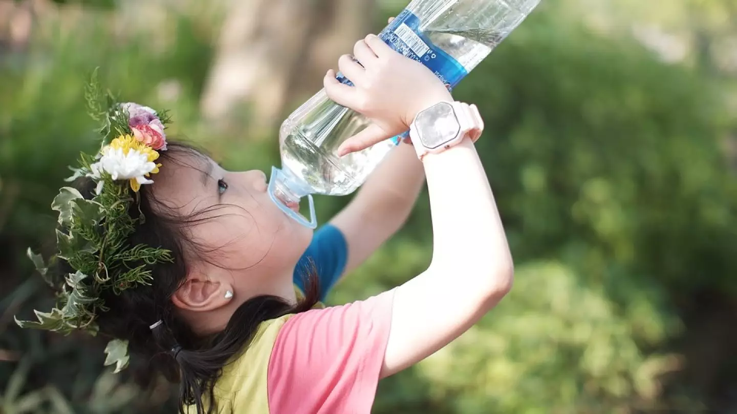 Аммиак зашкаливает: как цех в Алматы поставлял школам и детсадам воду из-под крана
