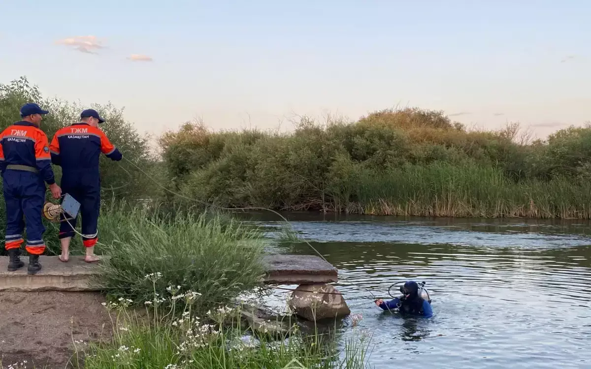 Подростки утонули в реке в Карагандинской области