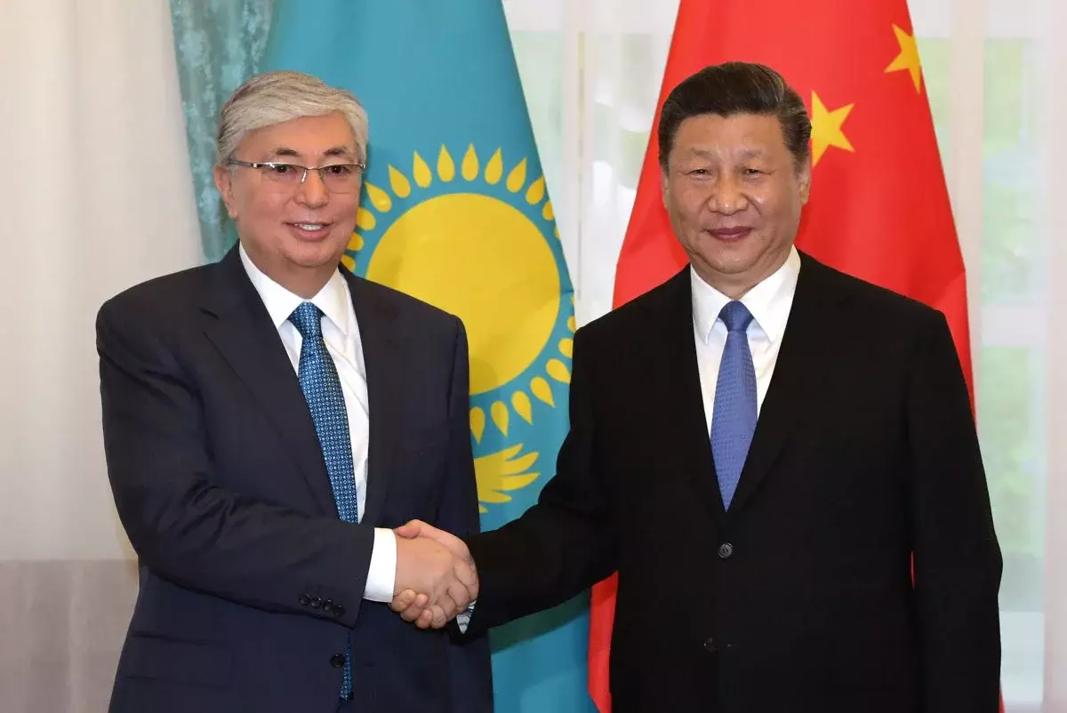 Китайский лидер посетит Казахстан по приглашению Токаева