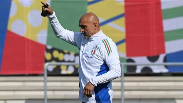 В Италии приняли неожиданное решение по тренеру после фиаско на Евро-2024