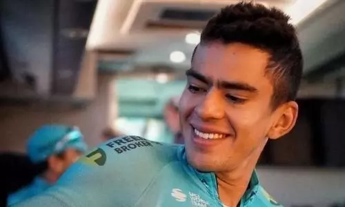 Гонщик «Астаны» пробился в топ-5 второго этапа «Тур де Франс»