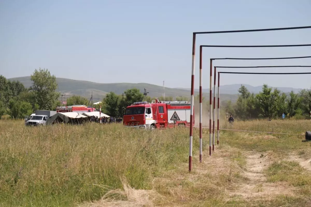 Семь подростков пропали в горах под Алматы