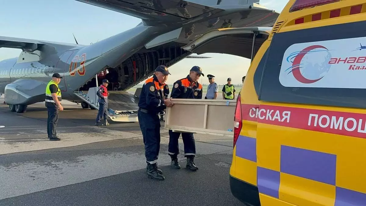 Тела погибших в Кыргызстане детей доставили спецбортом в Усть-Каменогорск