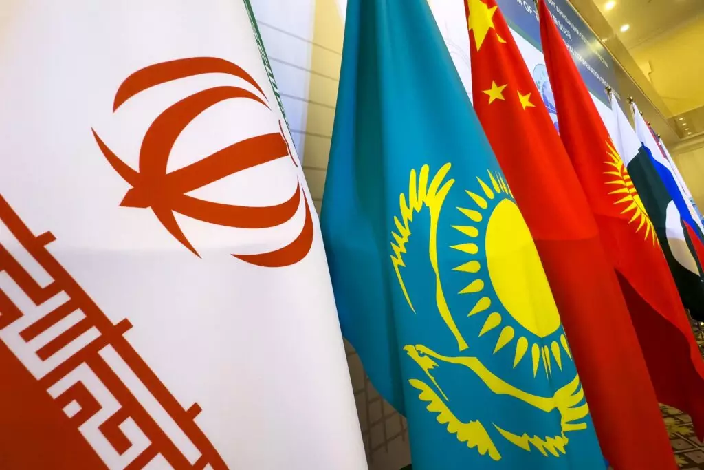 Развивать «шанхайский дух»: чего Токаев ждет от саммита ШОС в Астане?