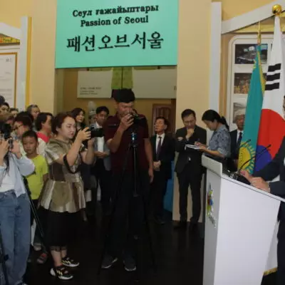 В Алматы открылась выставка Музея истории Сеула