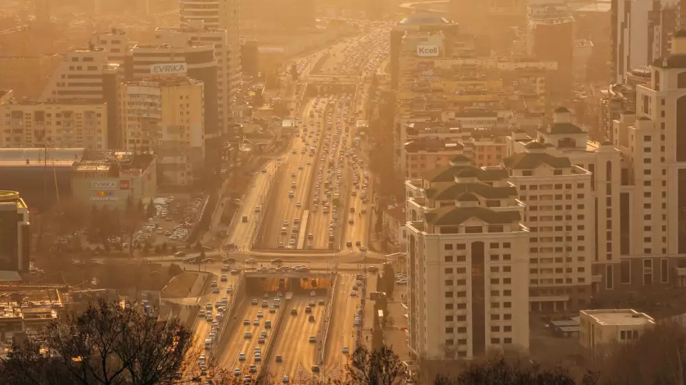 Минэкологии объяснило, кто загрязняет воздух в Алматы