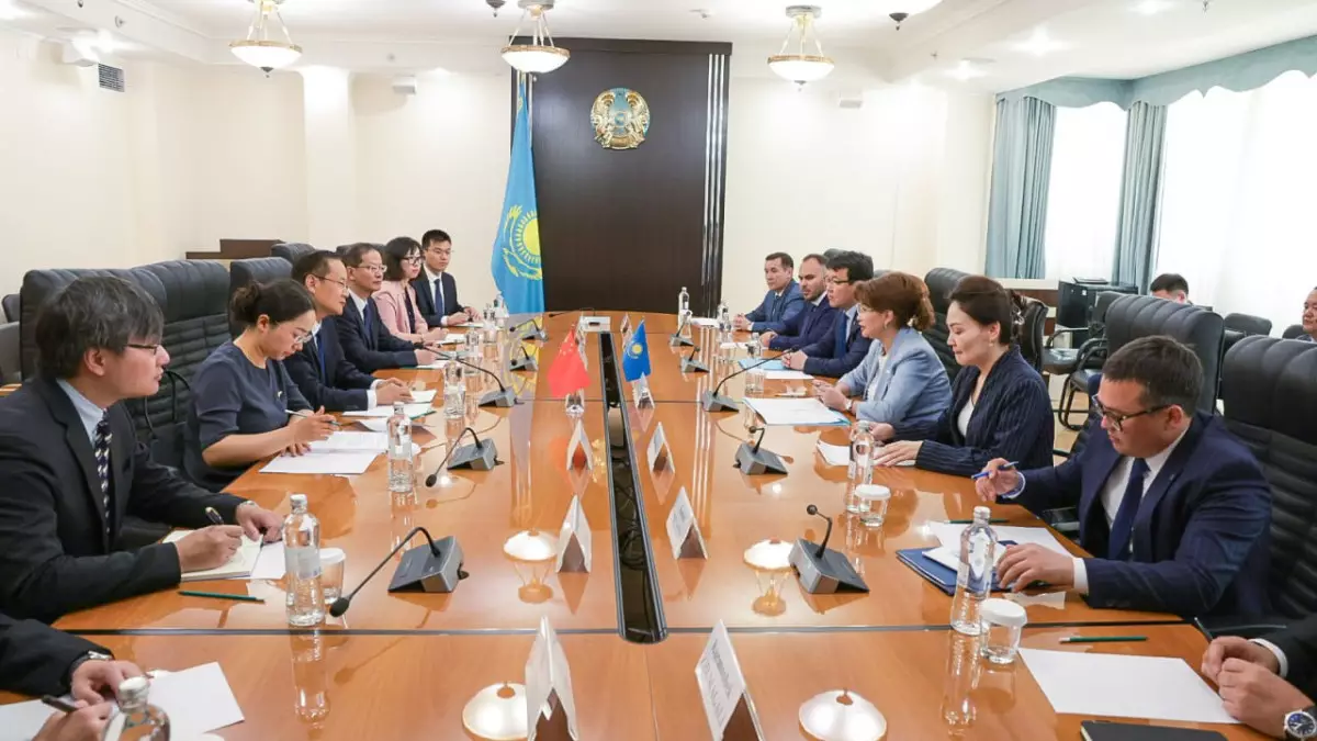 Казахстан и Китай укрепляют культурное и гуманитарное сотрудничество