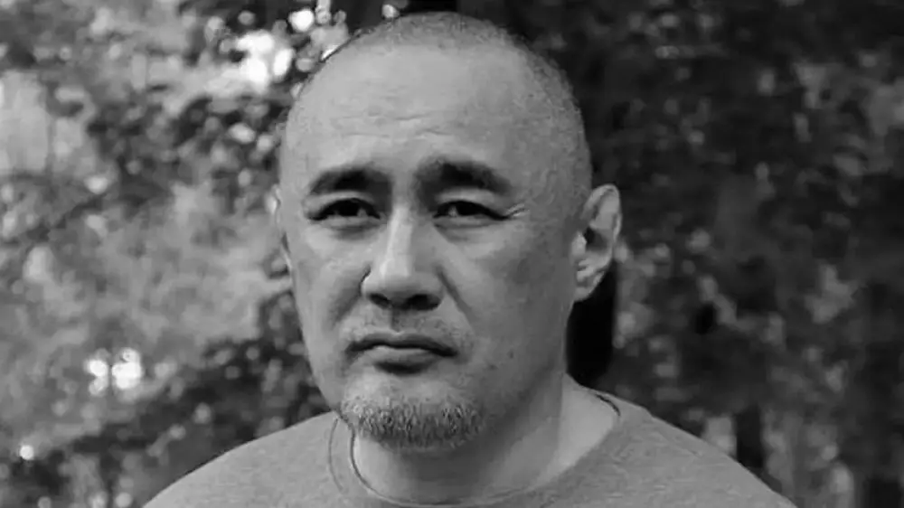 Казахстанский журналист Айдос Садыков умер в Киеве