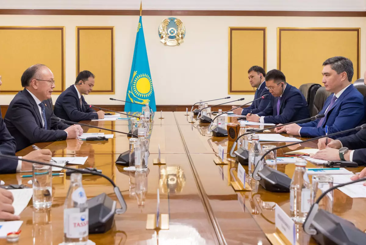 Премьер-министр РК обсудил с главой CITIC Group темпы реализации казахско-китайских проектов