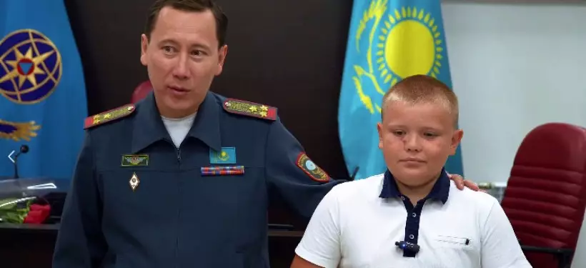 За спасение годовалого брата в пожаре наградили десятилетнего жителя Акмолинской области
