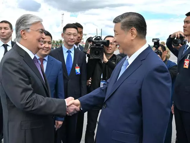 Лидеры Казахстана и Китая рассказали об ожиданиях от предстоящей встречи