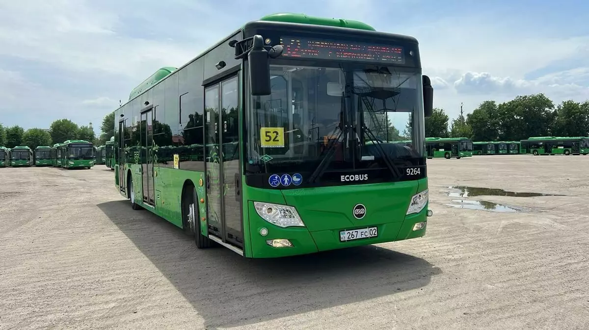 В Алматы увеличили количество автобусов на некоторых маршрутах