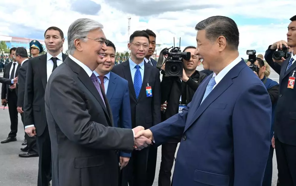 Chinese President Xi Jinping arrives in Kazakh capital