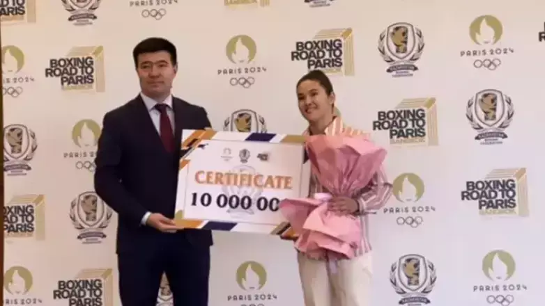 Олимпиадаға жолдама алған қазақстандық үш боксшыға 10 миллион теңге сыйақы берілді
