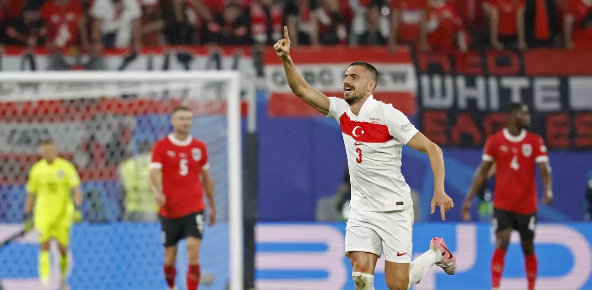 Сенсация: Турция — в четвертьфинале Евро! Рангник с Австрией сошел