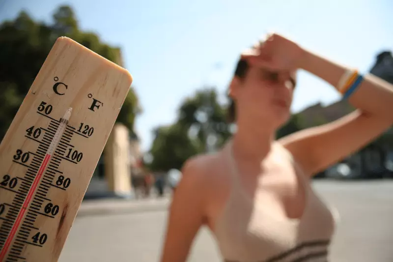 Сильная жара: какой будет погода в Казахстане 3 июля