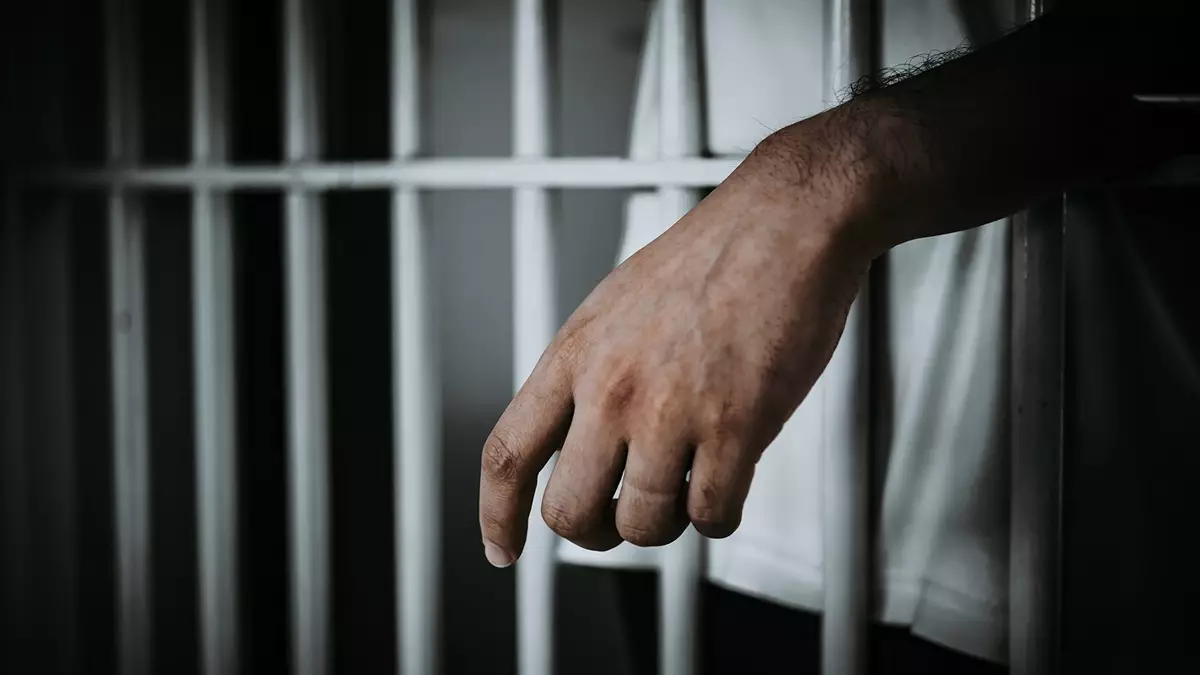 В Мангистау осужденный за пьяную езду на условный срок получил реальный