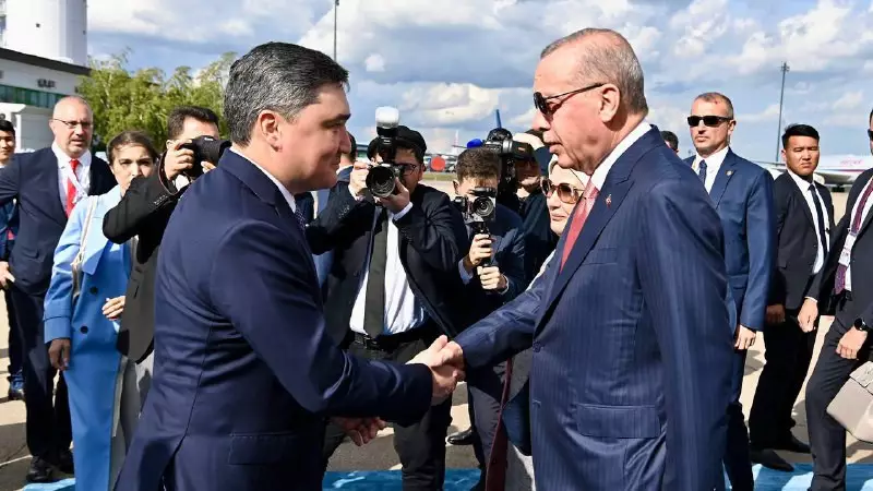 Түркия Президенті Режеп Тайип Ердоған Астанаға келді