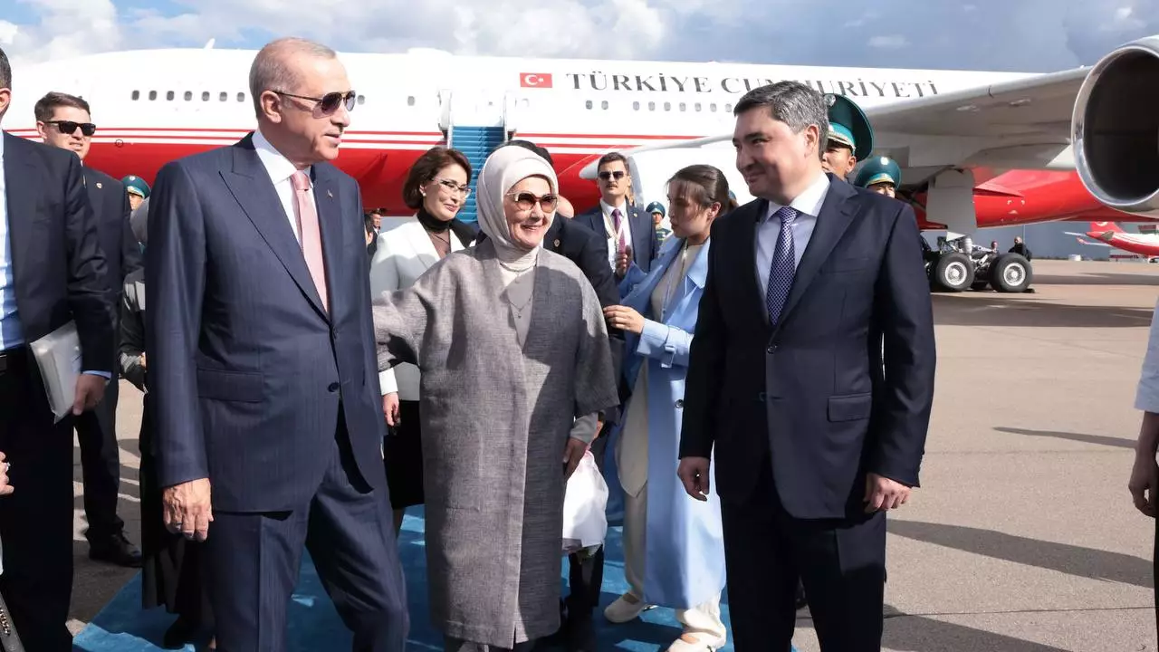 В Астану прибыл президент Турции Реджеп Тайип Эрдоган