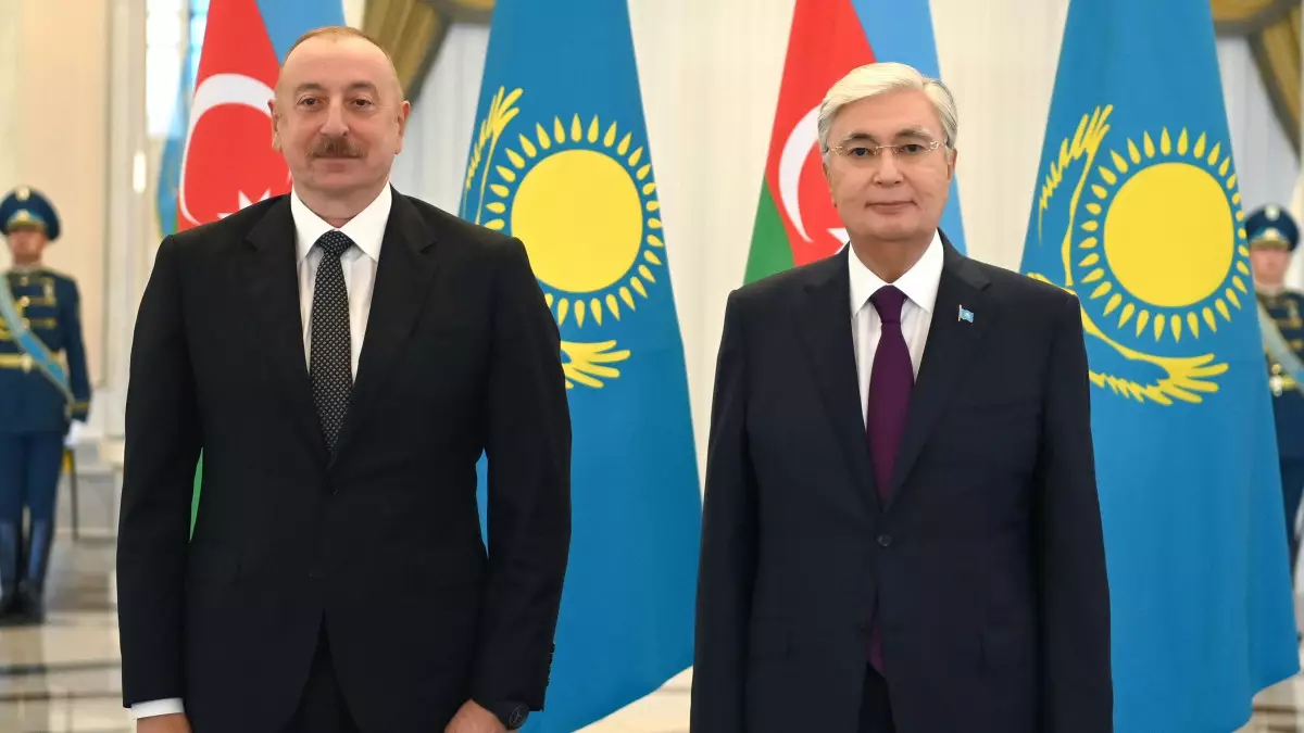 Мемлекет басшысы Әзербайжан Президентімен кездесті