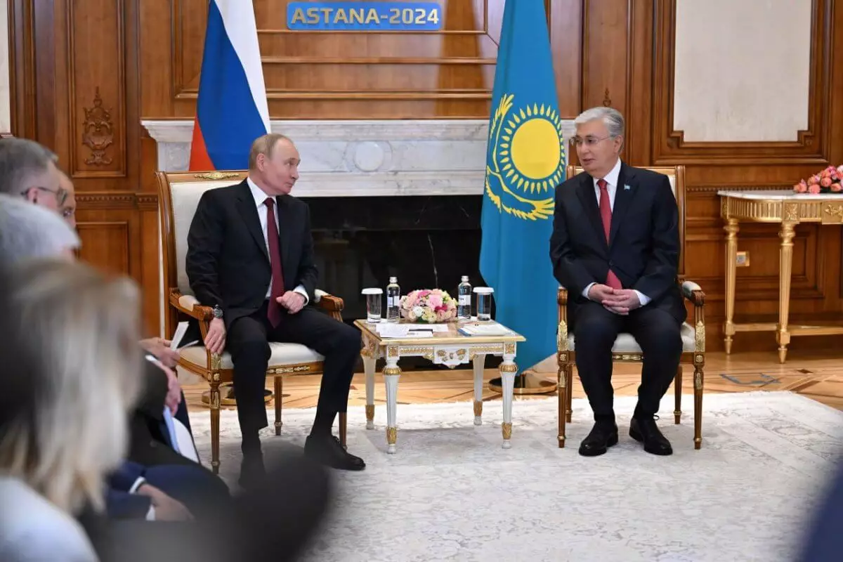 Токаев встретился с Путиным перед саммитом ШОК