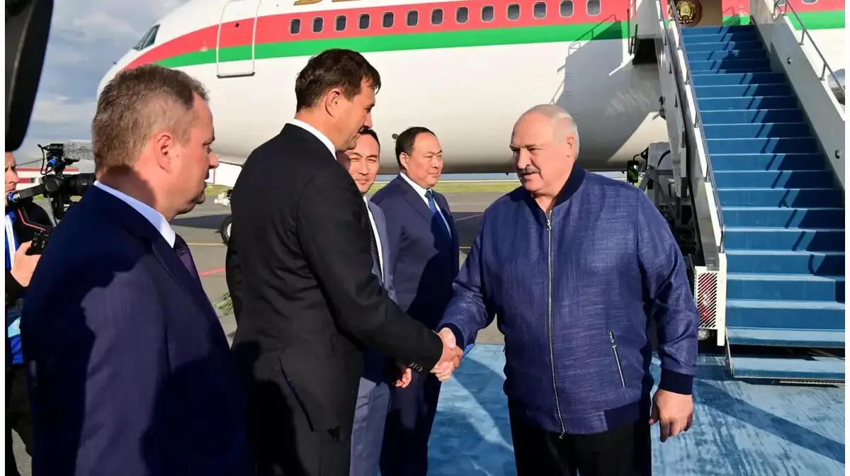 ШЫҰ саммиті: Астанаға Александр Лукашенко келді