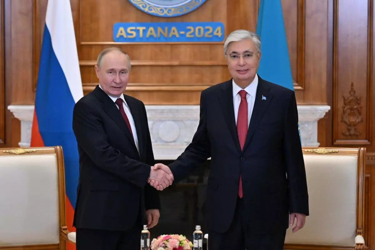 Токаев провел встречу с Путиным в Акорде: о чем говорили президенты двух стран