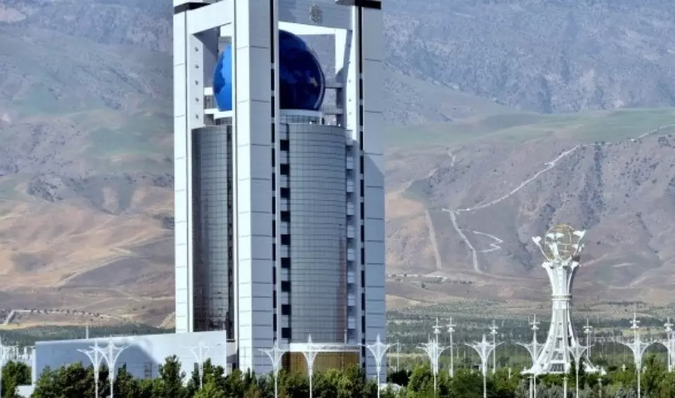 Иранские компании построят на территории Туркменистана новый газопровод 
