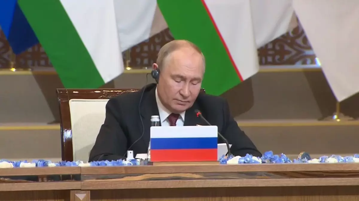 Путин выступает на саммите ШОС