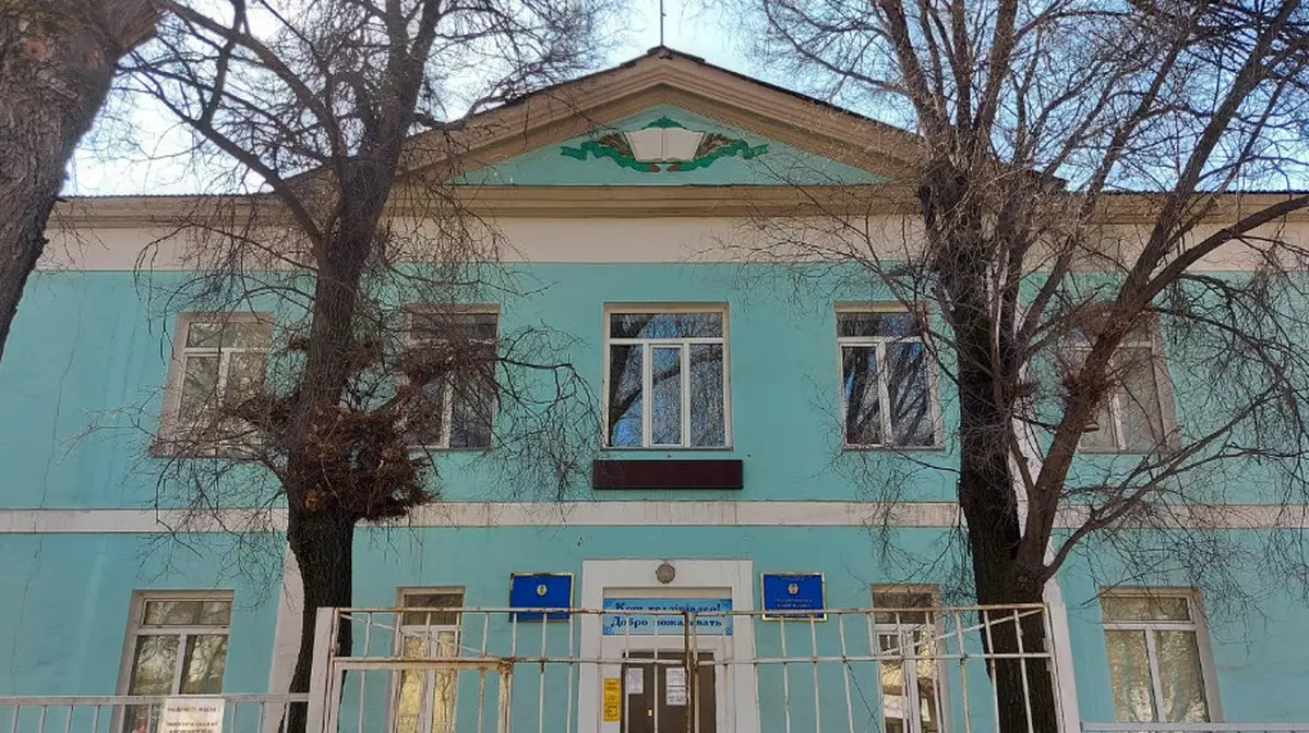 Дом школьников сносят в Алматы вопреки недовольству горожан