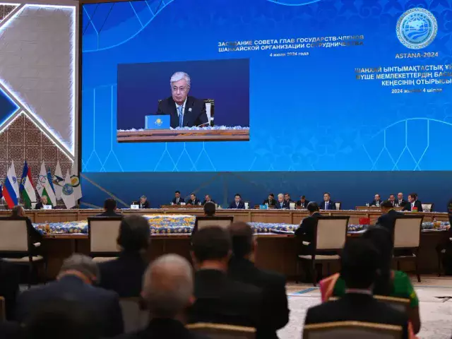 Лидеры государств-членов ШОС приняли Астанинскую декларацию