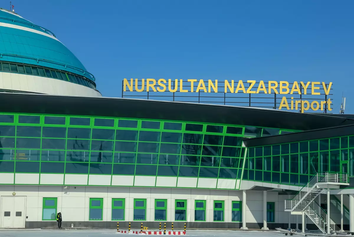 Аэропорт Астаны обратился к вылетающим казахстанцам