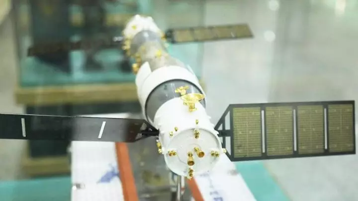 Қазақстан мен Қытай университеттері ғарышқа микроспутник ұшырады
