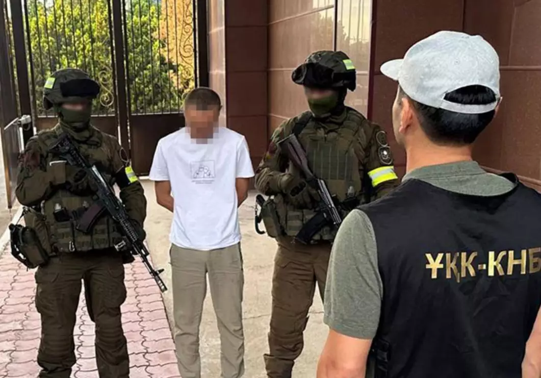 Сидящего в тюрьме иностранца подозревают в создании канала поставок наркотиков в Казахстан