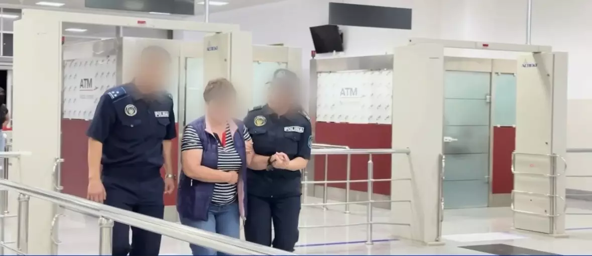 Подозреваемая в руководстве финпирамидой экстрадирована в Казахстан из Армении  