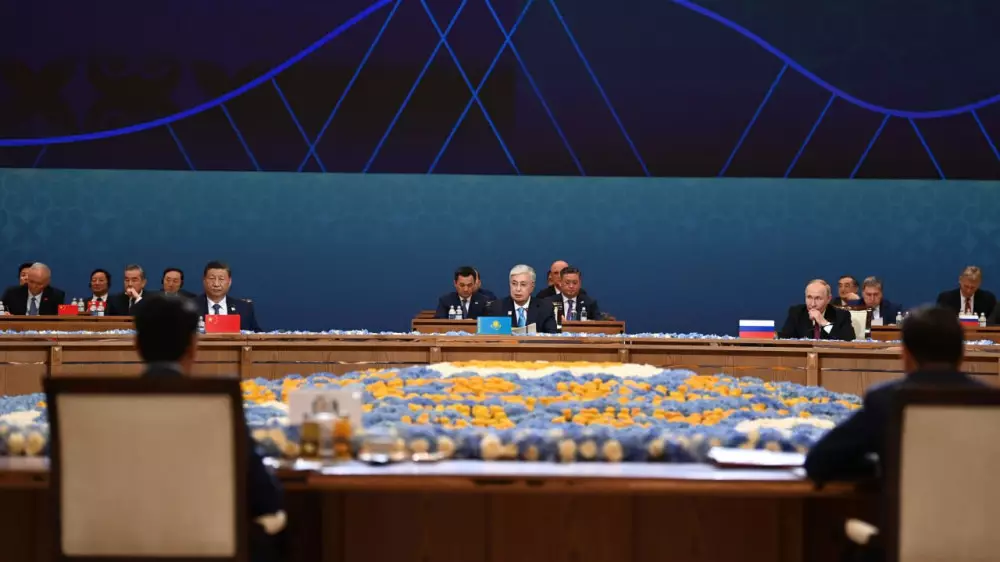 "Дипломатическая эквилибристика": политолог о нюансах саммита ШОС в Астане