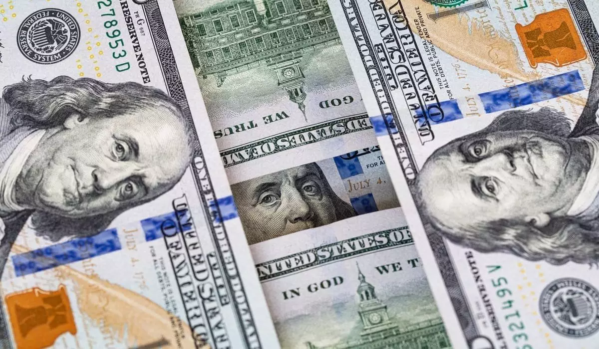 Доллар снова подорожал в казахстанских обменниках