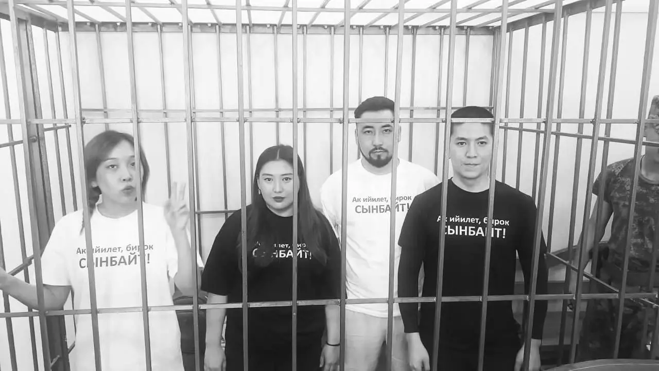 Арестованные журналисты Temirov Live выразили свой протест в суде