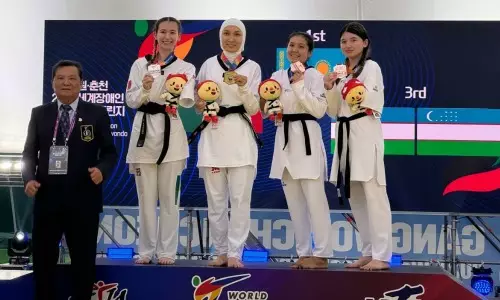 Казахстанские пара таеквондисты одержали победу  на открытом чемпионате в Корее