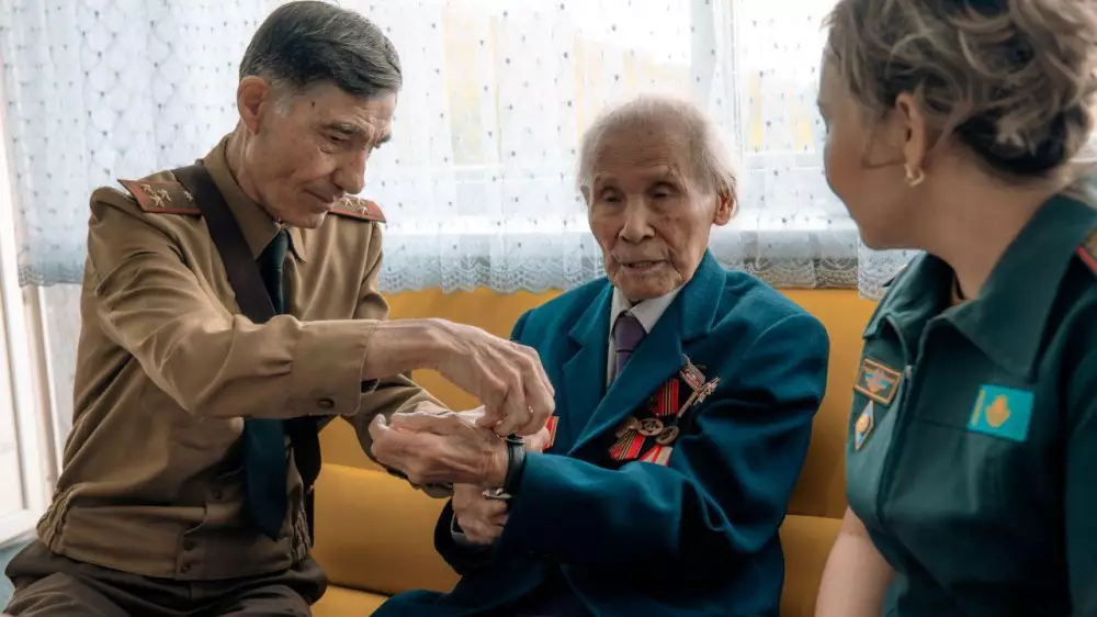 102-й день рождения отметил легендарный ветеран войны Изгилик Дабаев