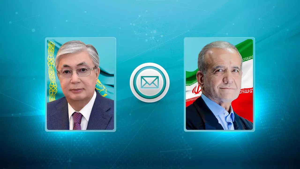 Токаев поздравил Масуда Пезешкиана с избранием на пост президента Ирана